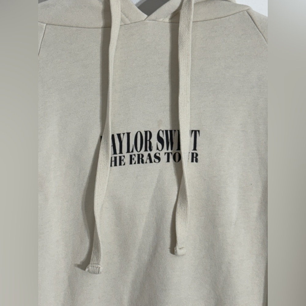 TAYLOR SWIFT | THE ERAS TOUR III BEIGE HOODIE - Picture 4 of 9